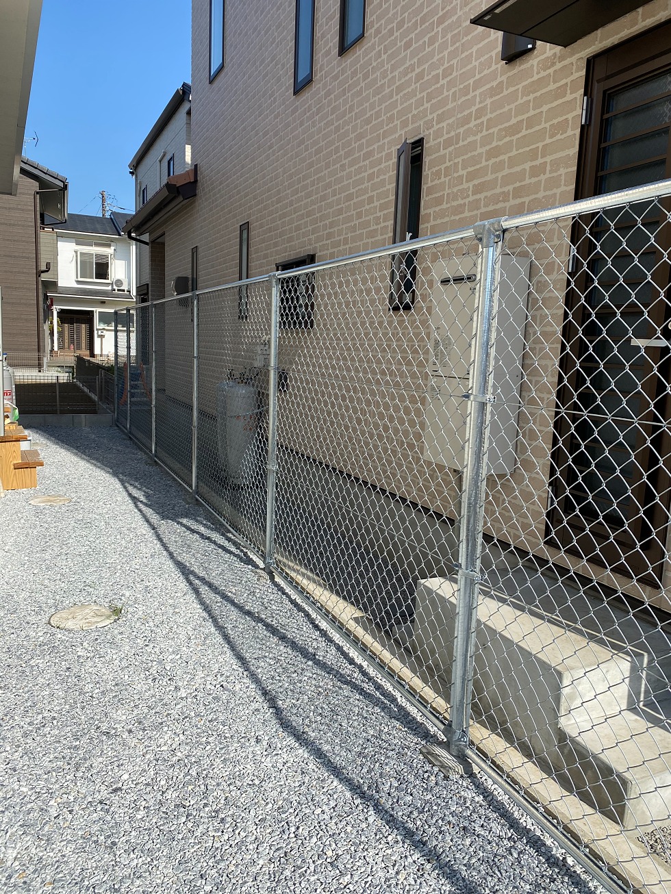 小田原市外構工事 PCフェンス アメリカンフェンス ｴｸｽﾃﾘｱ | 事例紹介